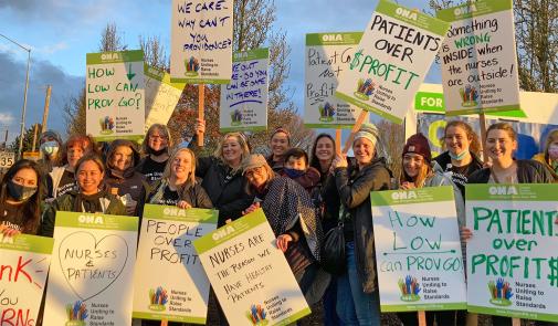 Oregon Nurses Association picketing