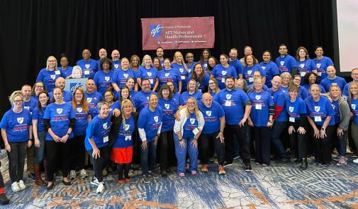 Foto de enfermeras y profesionales de la salud de la AFT en la Conferencia de Asuntos Profesionales de este año en Baltimore.