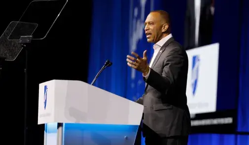 House Minority Leader Hakeem Jeffries speaks to the AFT convention.