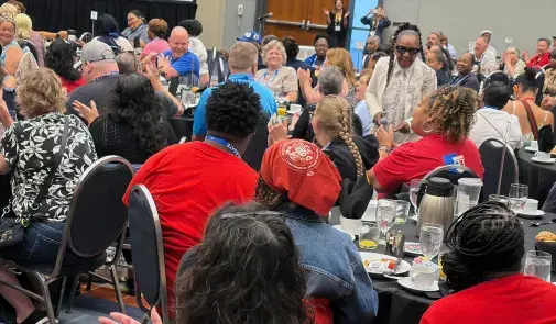The PSRP breakfast crowd loved the "Motown Diva," Lynn Marie Smith. 