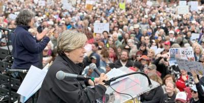 Randi in front of crowd
