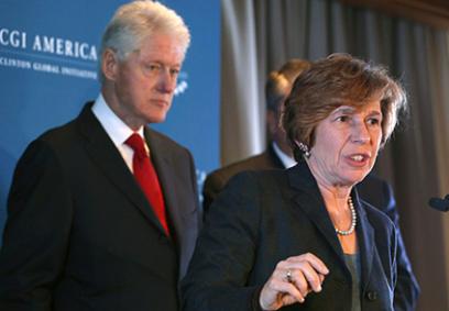 Randi Weingarten y Bill Clinton