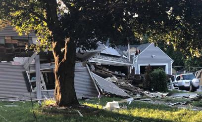 Casa en Massachusetts destruida tras explosión de gas