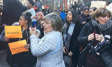 Randi Weingarten en la marcha por la violencia armada