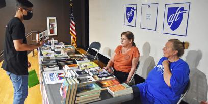 Donna Chiera, Pat Paradiso at AFTNJ book fair