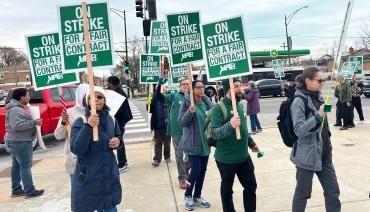 Sindicato de la Universidad Estatal de Chicago en huelga