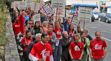 Portland State University-AAUP during a practice picket.