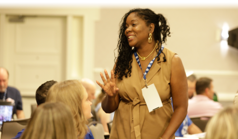 AFT member speaking in session at TEACH 25